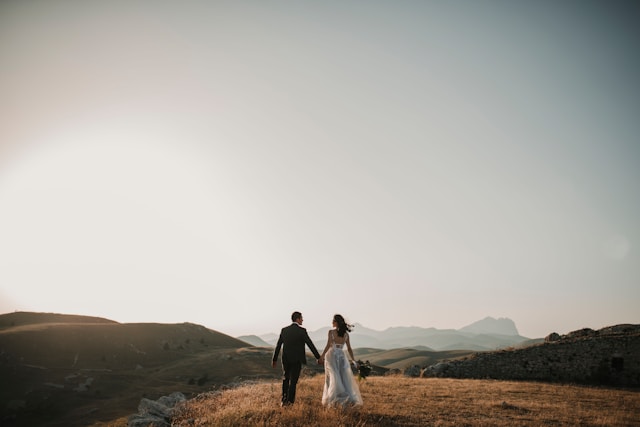 Saying “I Do” in Style: Wedding Trends to Watch in 2025