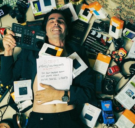 Digital Decluttering in 2026: 10 Simple Ways to Reduce Screen Stress