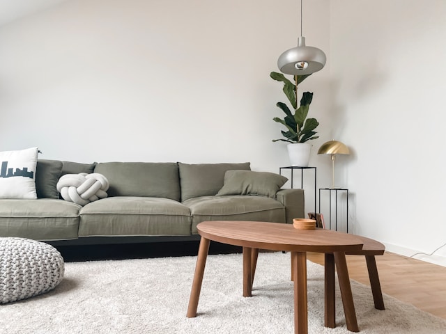 15 Easy Ways to Create a Cozy Home on a Budget