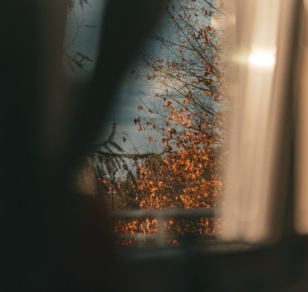 The October Reset: How to Make Autumn Feel Good Without Reinventing Your Life