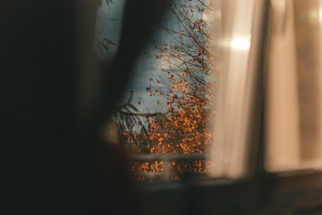 The October Reset: How to Make Autumn Feel Good Without Reinventing Your Life